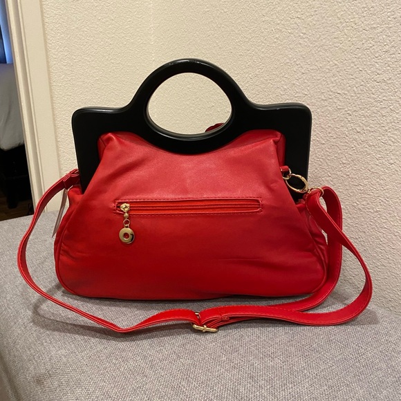 Retro pinup style bag with a 3D flower so pretty big comfy - Picture 2 of 5